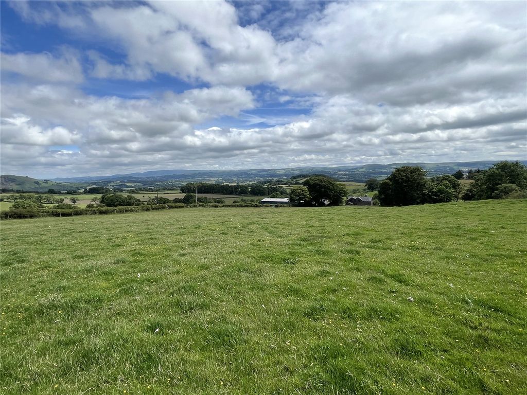 Property photo 1 of 11 Picture No. 01