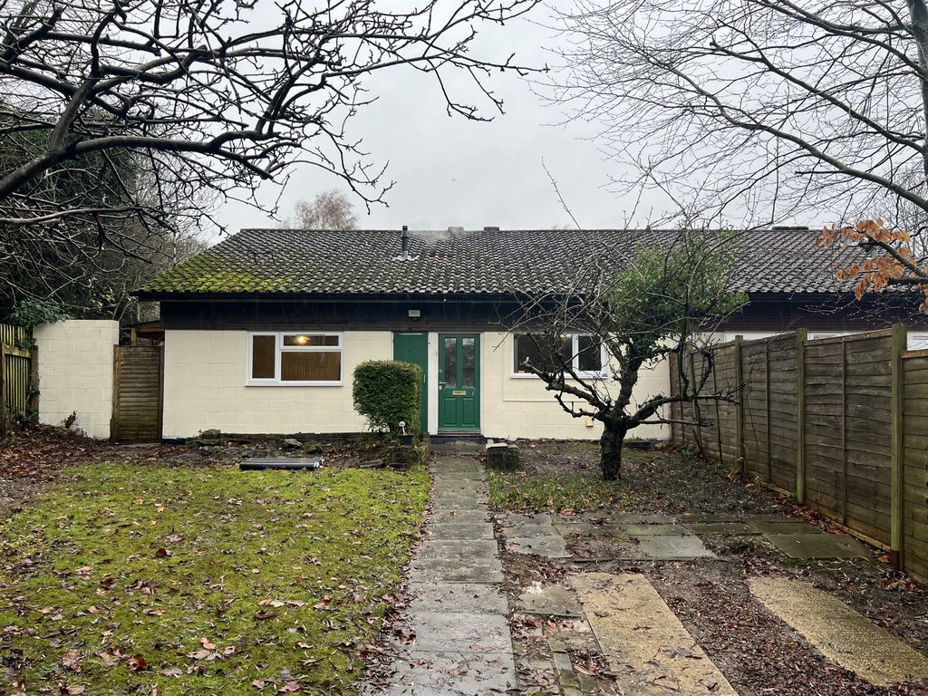 Property photo 1 of 2