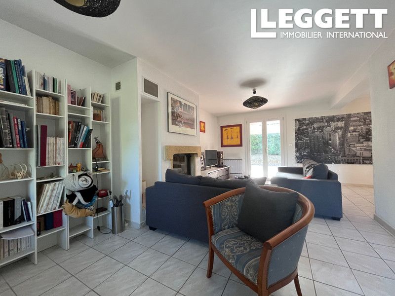 Property photo 3 of 10