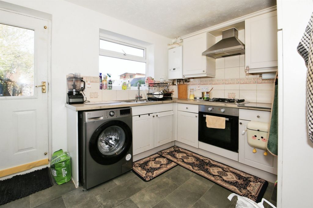 Property photo 2 of 12