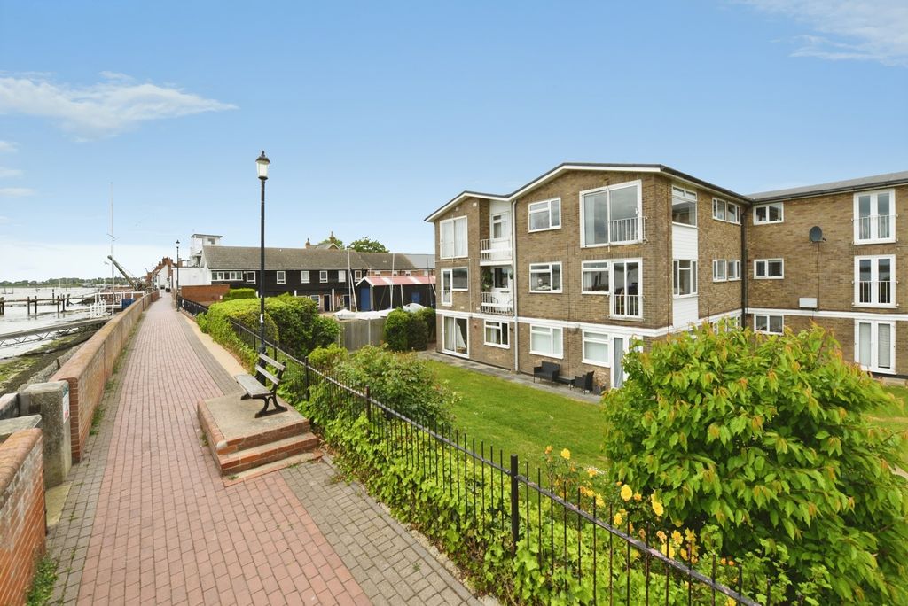 Property photo 1 of 19 Pbox-Img.Jpg