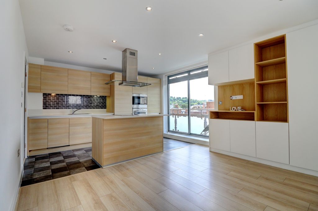 Property photo 2 of 10 Picture No. 04