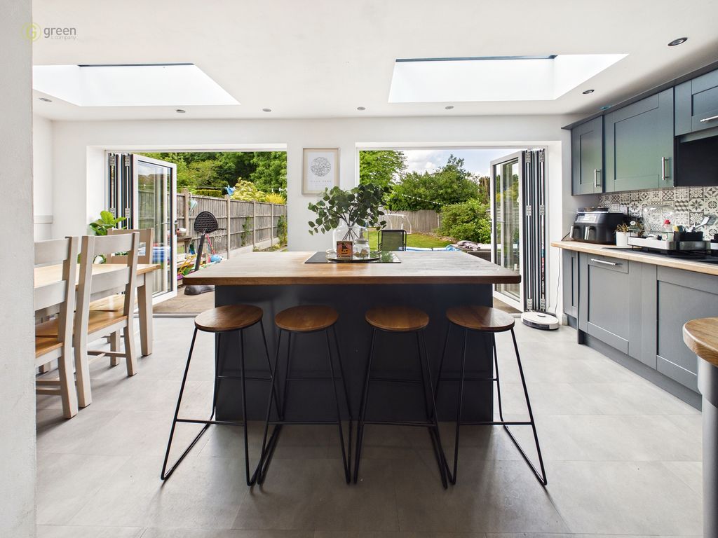 Property photo 2 of 16 6E58247Baa1246d7944434Df40d966A3100Cam05459G0Pr0182Still012