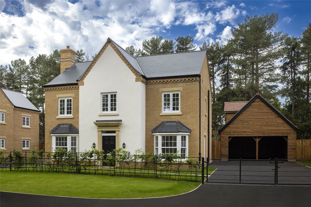 Property photo 1 of 10 The Polegate