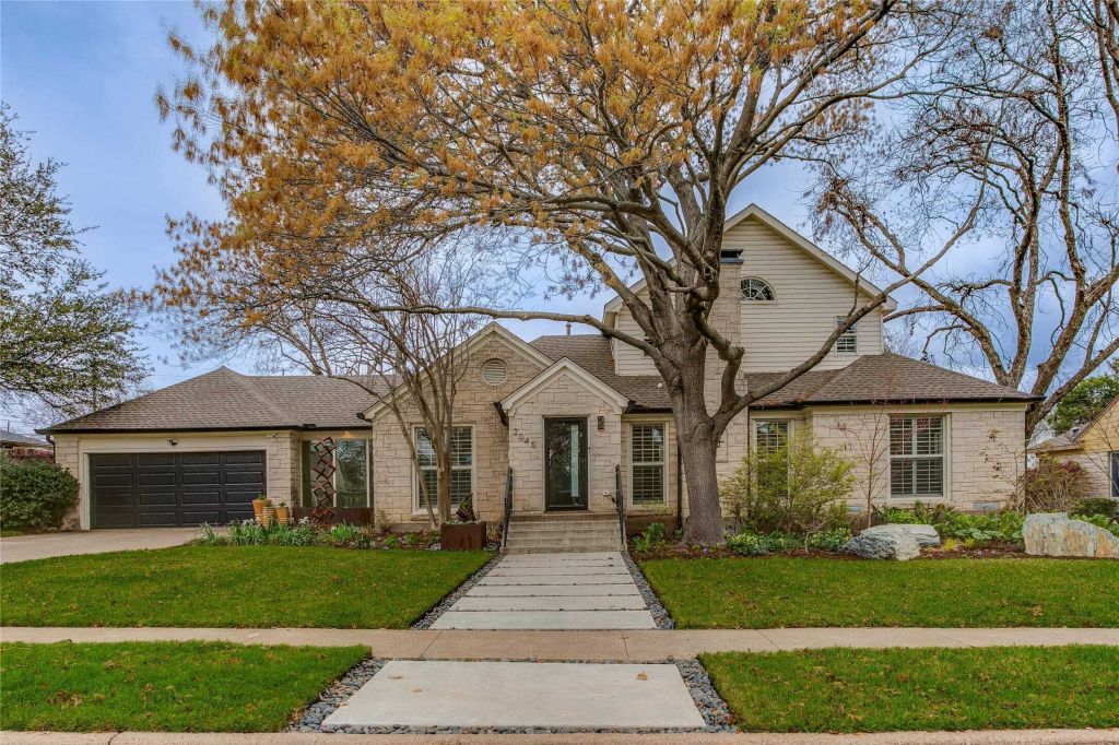Property photo 1 of 31