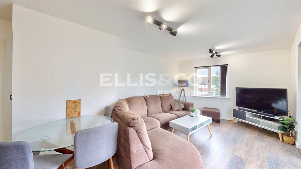 Property photo 1 of 11 Picture No. 20