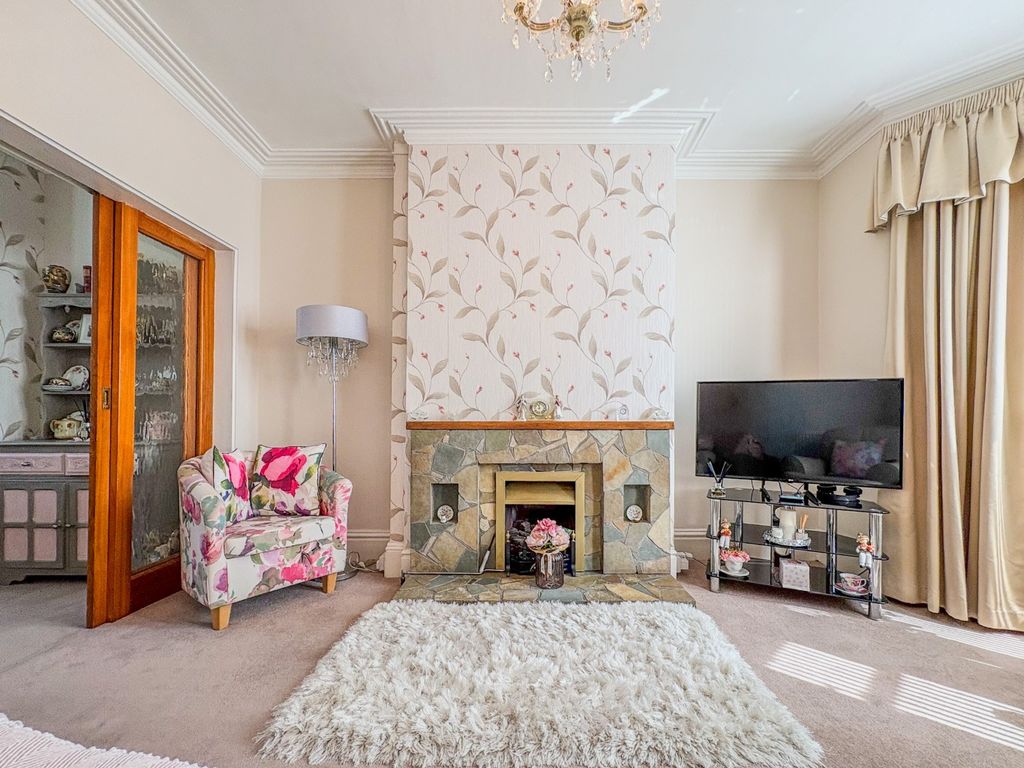 Property photo 2 of 23 5100493