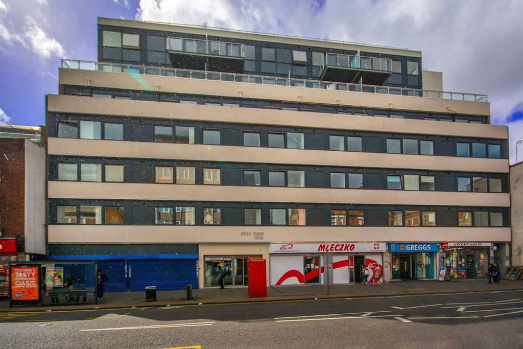 Property photo 1 of 5