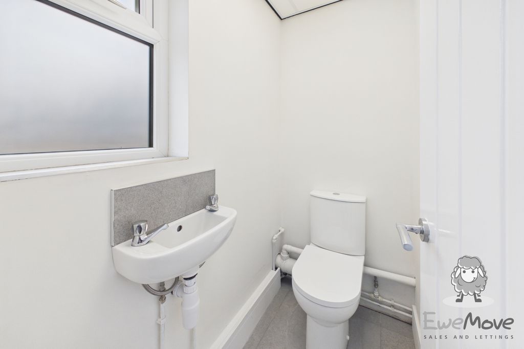 Additional image 8 of 3 bed detached house for saleMines Avenue, Prescot, Merseyside L34