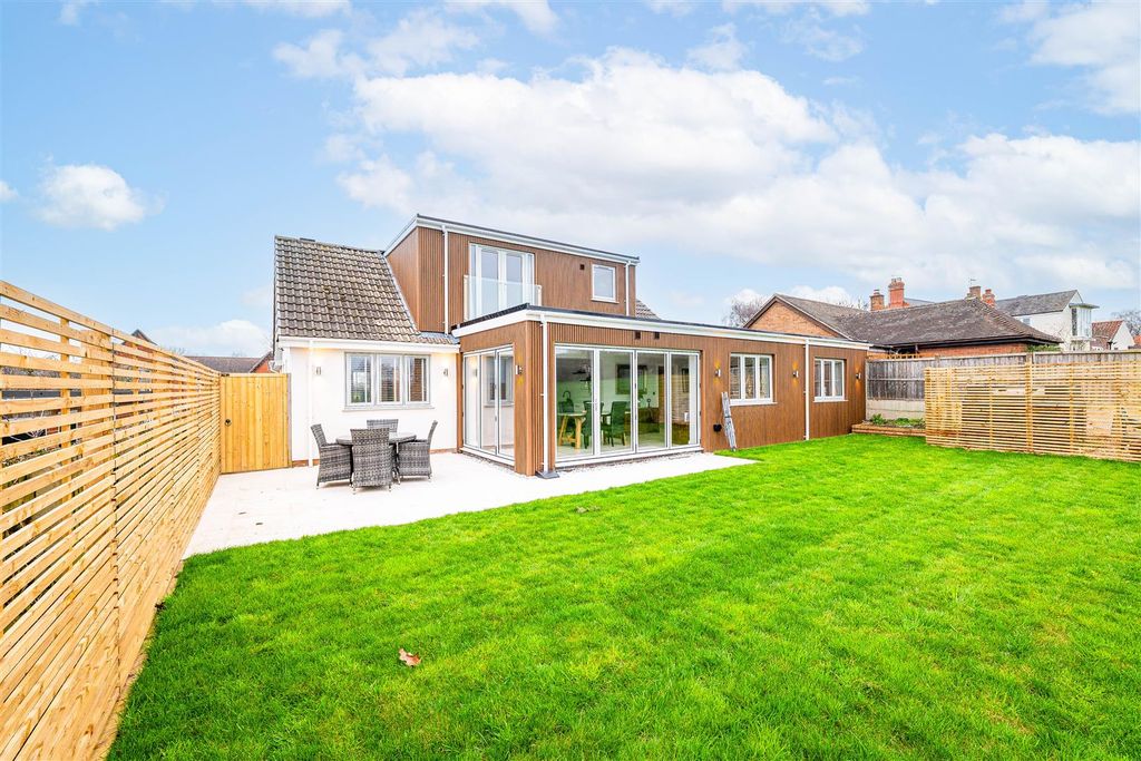 Property photo 1 of 39 1