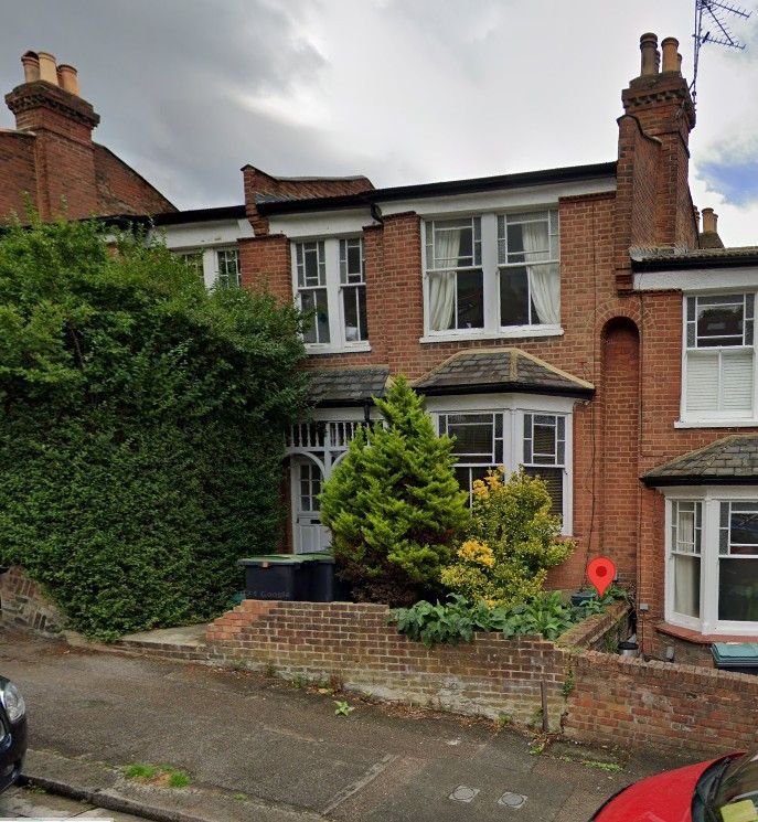 Property photo 2 of 12