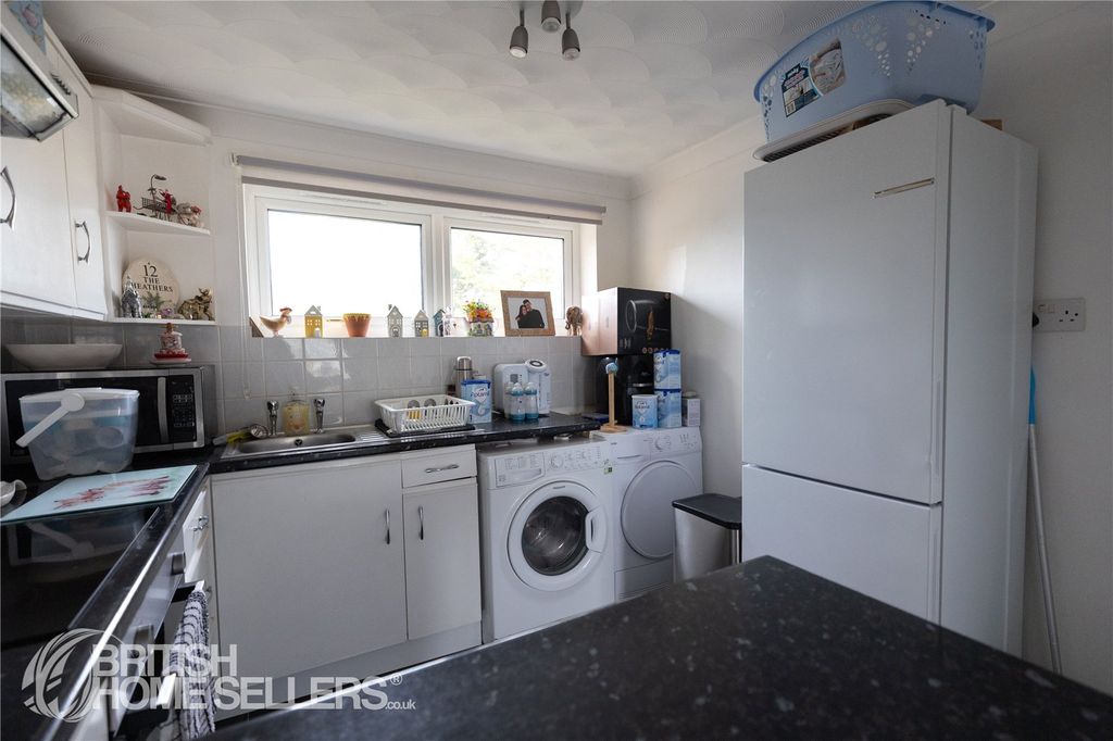 Property photo 3 of 10 Picture No. 11