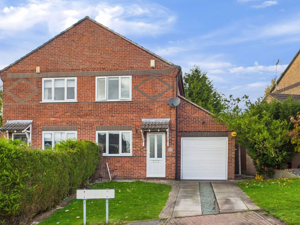 Property photo 1 of 14 Front