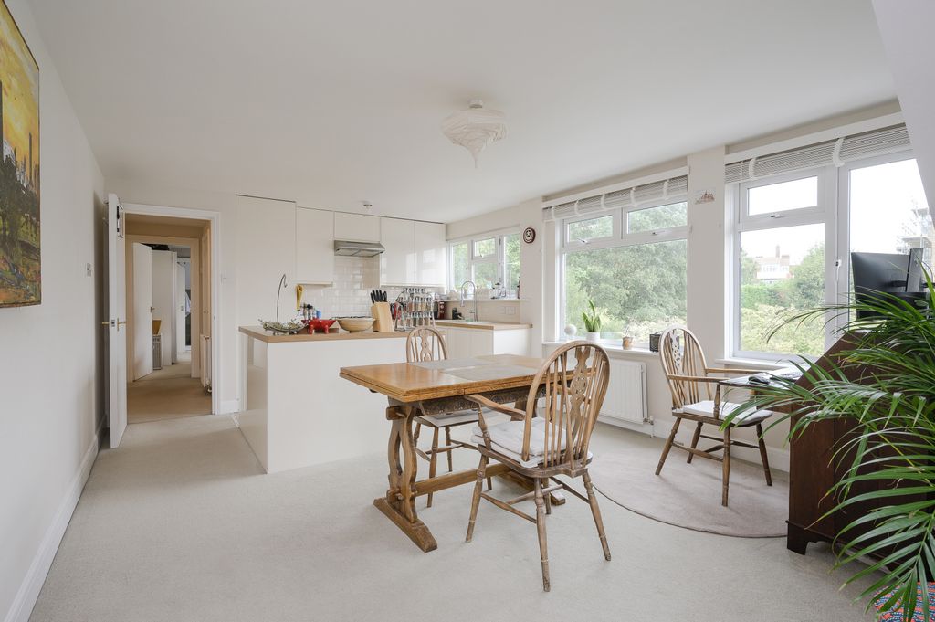 Property photo 2 of 15 Picture No. 03