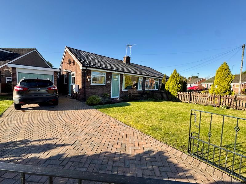 Property photo 1 of 21 Front Aspect