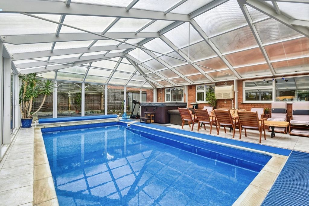 Property photo 3 of 28 Pool View