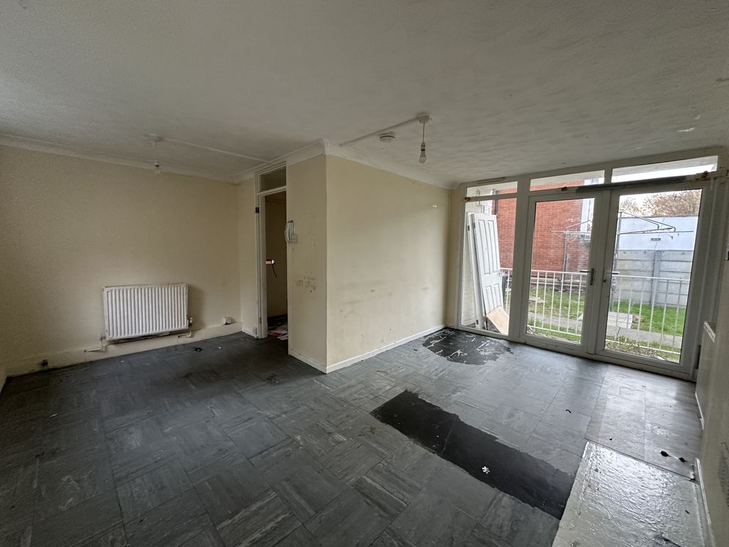 Property photo 3 of 11 Img_4213.Jpg