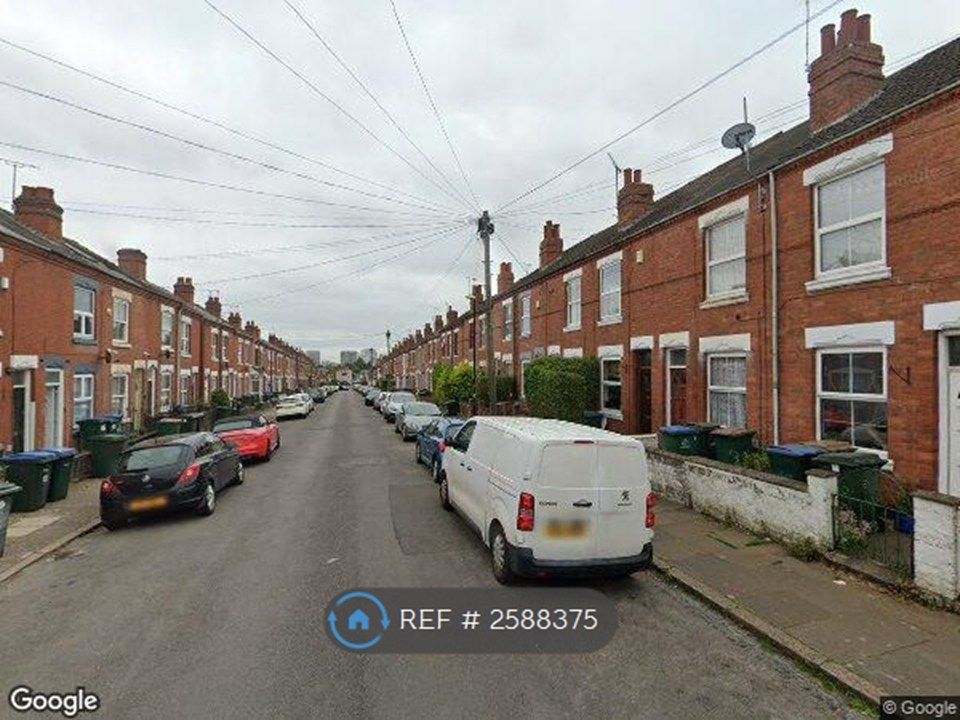 Property photo 2 of 12