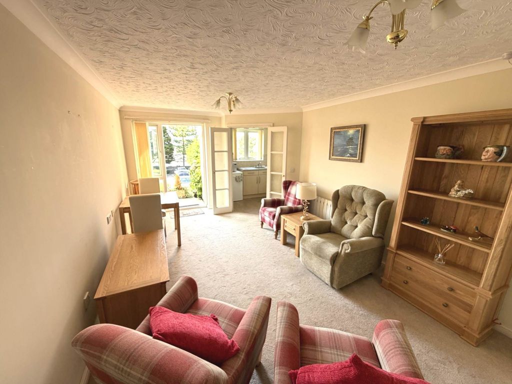 Property photo 2 of 6