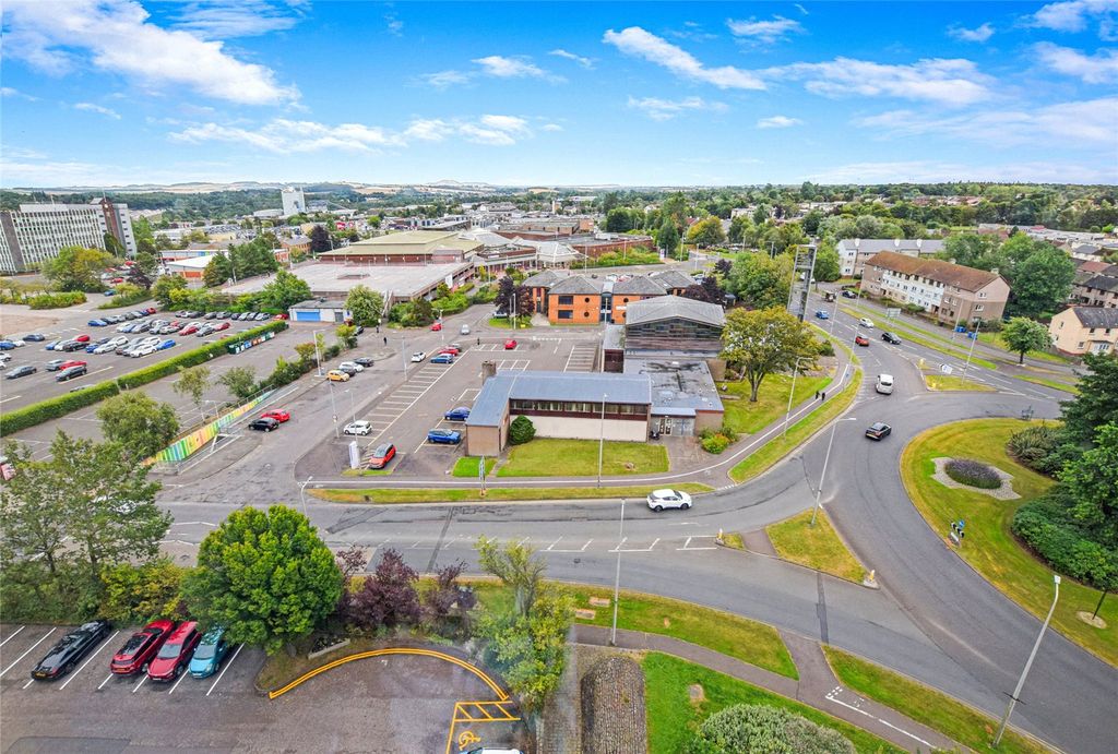 Property photo 3 of 16 Picture No. 20