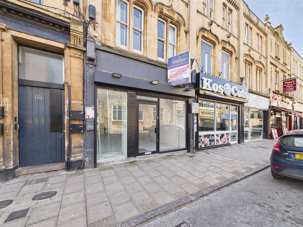 Property photo 2 of 9 Picture No. 04