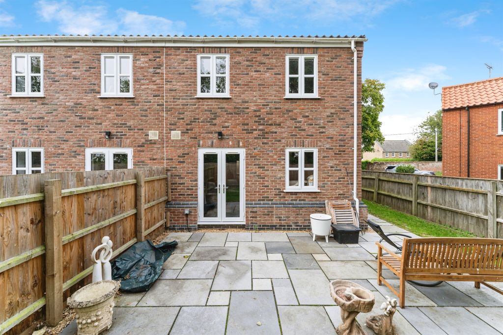 Property photo 3 of 14