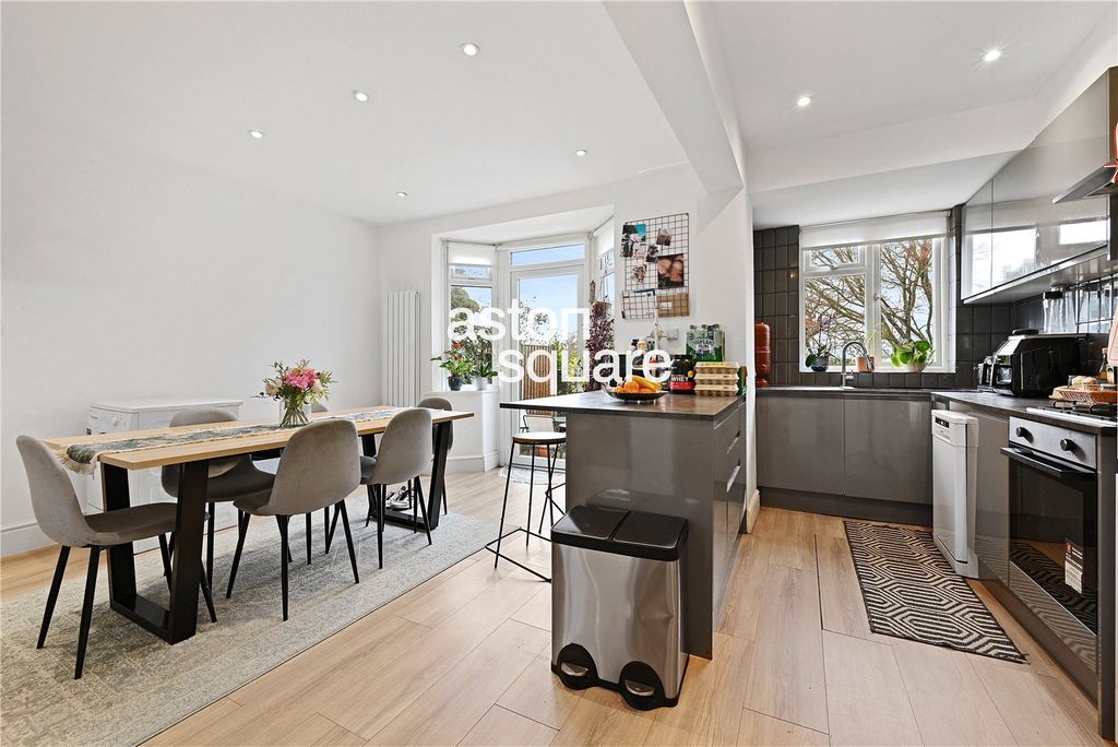 Property photo 3 of 12 Picture No. 15