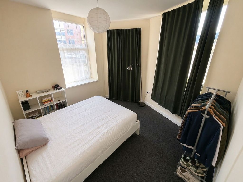 Property photo 2 of 7