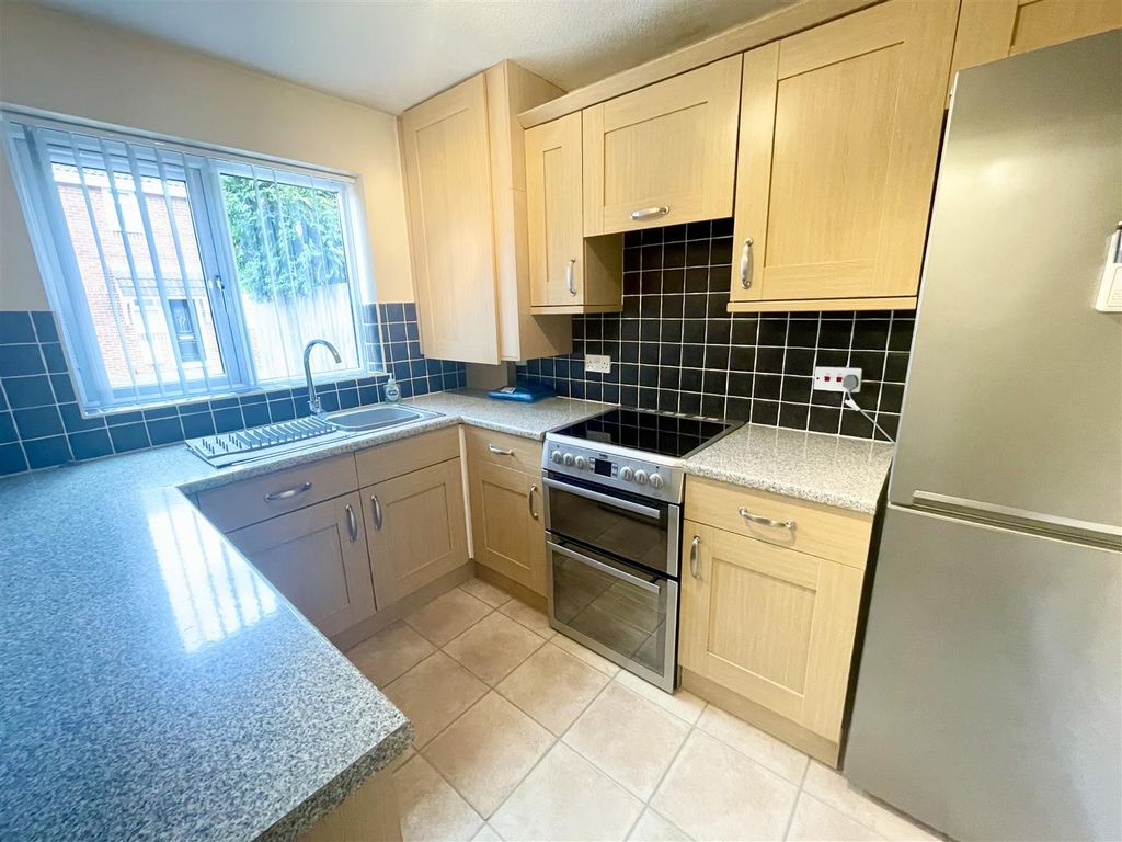 Property photo 3 of 16 Img_5935 (1).Jpg