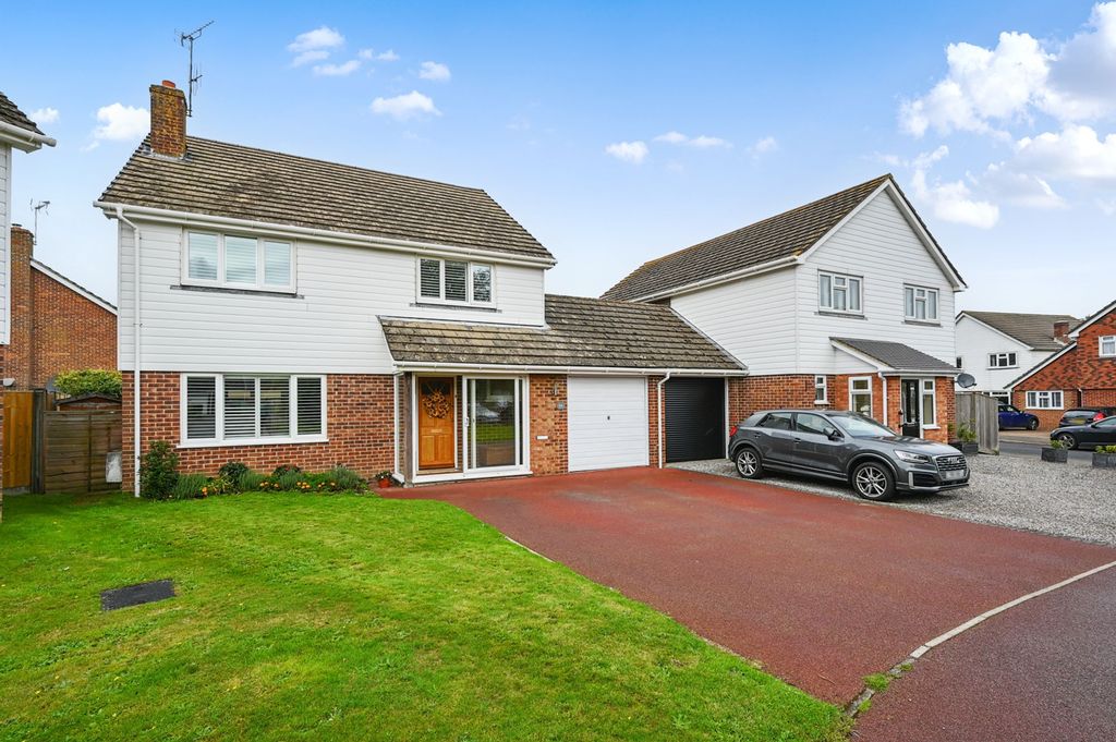 Property photo 1 of 27