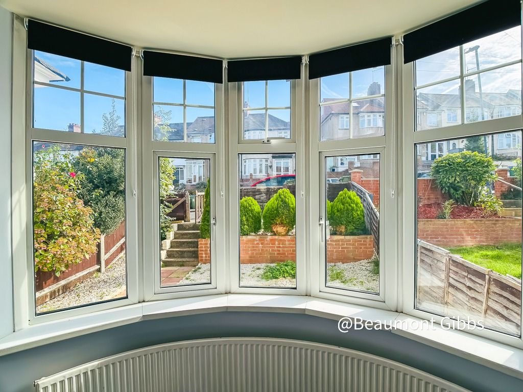Property photo 2 of 22 1642982