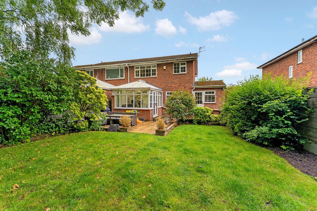 Property photo 2 of 21