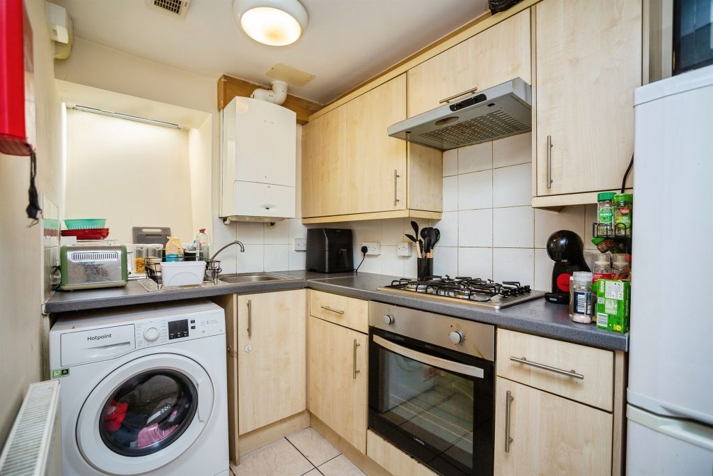 Property photo 3 of 11