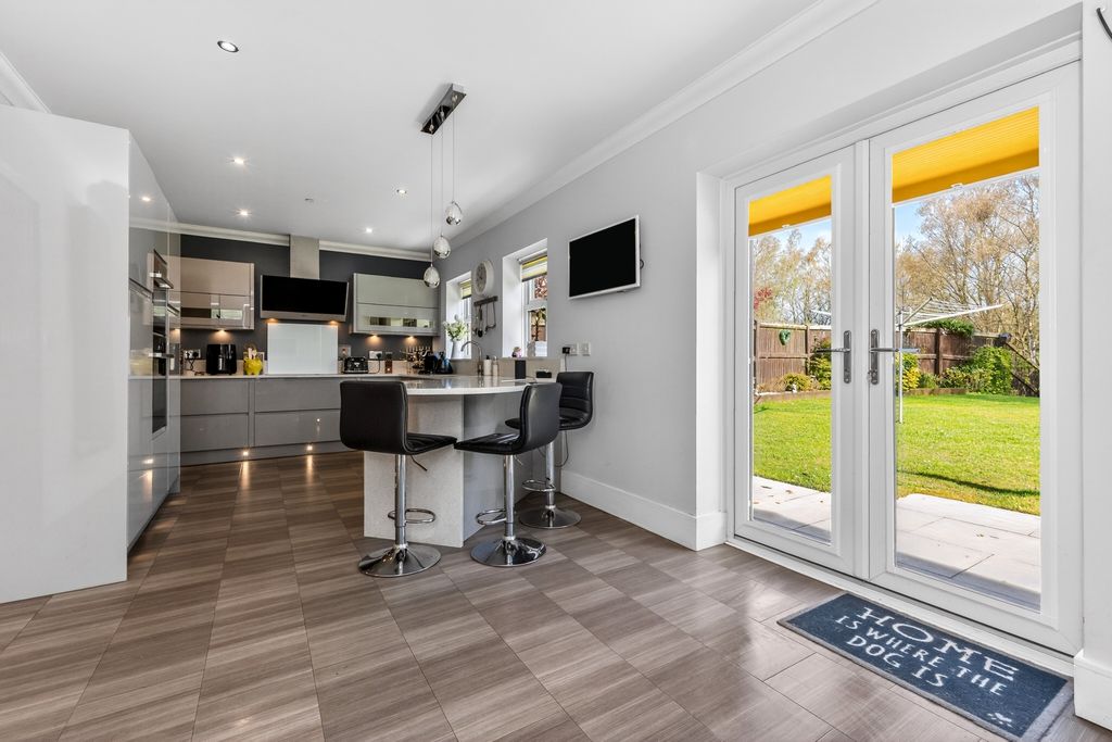 Additional image 10 of 5 bed detached house for saleDrywood Avenue, Manchester M28