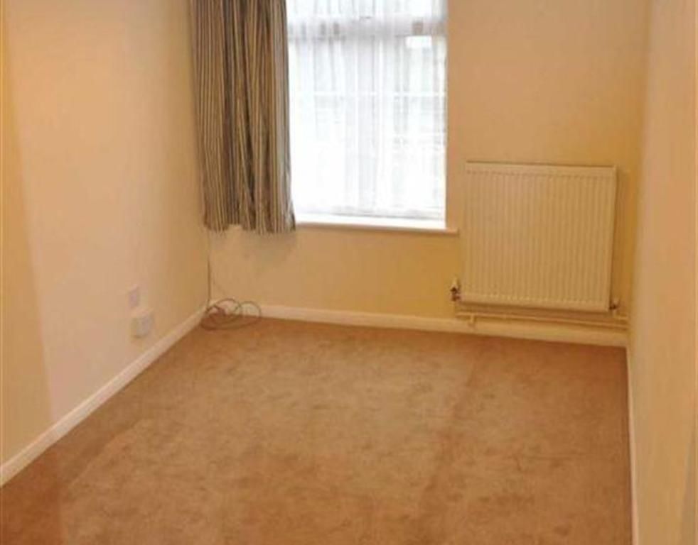 Property photo 3 of 4