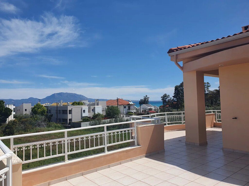 Property photo 1 of 24 For Sale Detached House 216 m² In Peloponnese