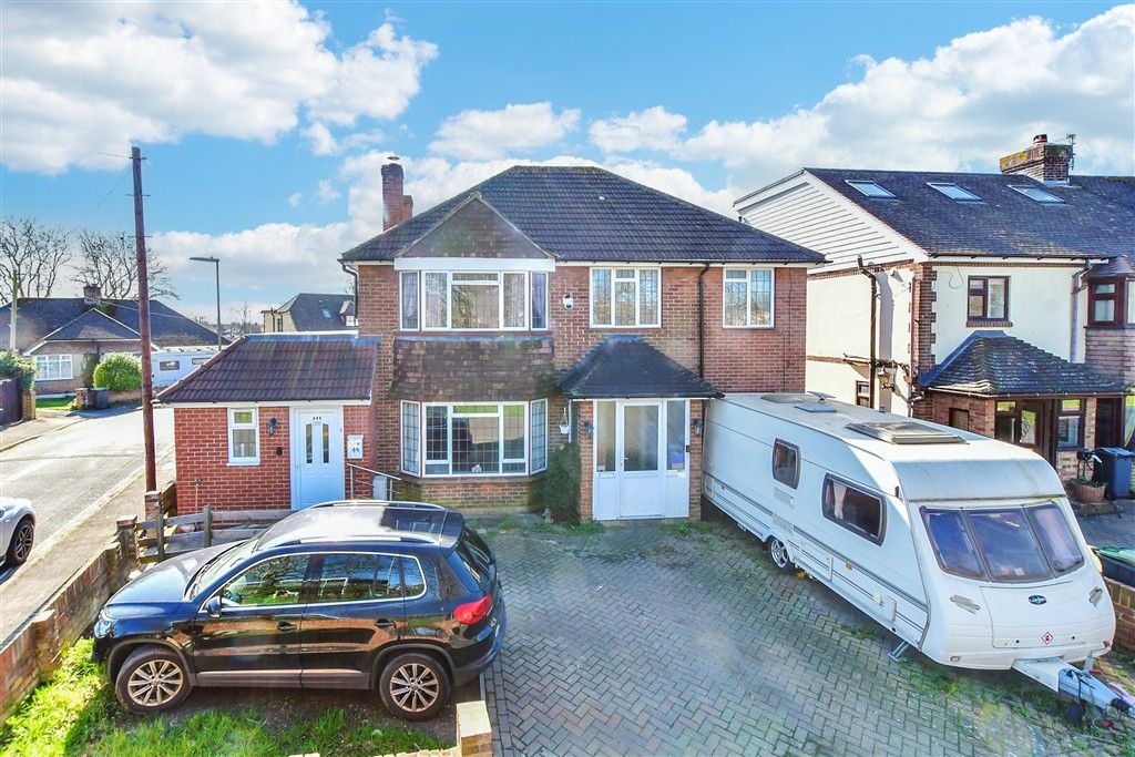 Property photo 1 of 17 External (Web)