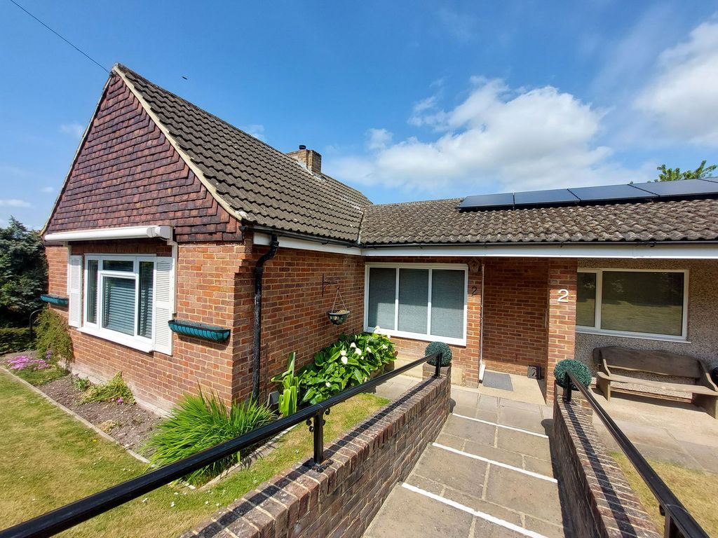 Property photo 2 of 23