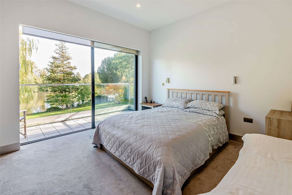 Additional image 17 of 5 bed detached house for saleVicarage Walk, Bray, Maidenhead, Berkshire SL6