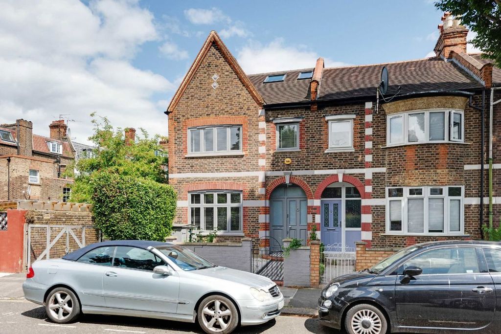 Property photo 1 of 9
