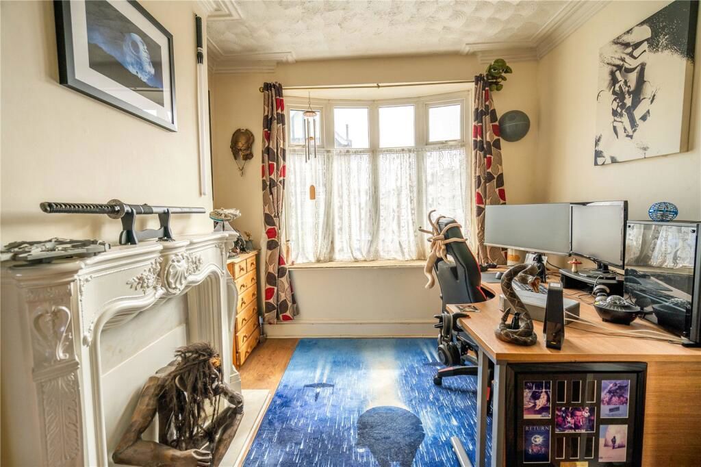Property photo 2 of 13
