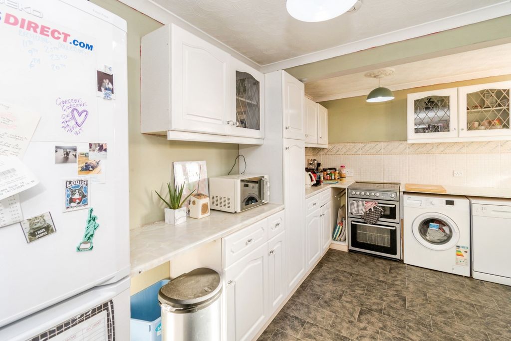 Property photo 3 of 15 Pbox-Img.Jpg