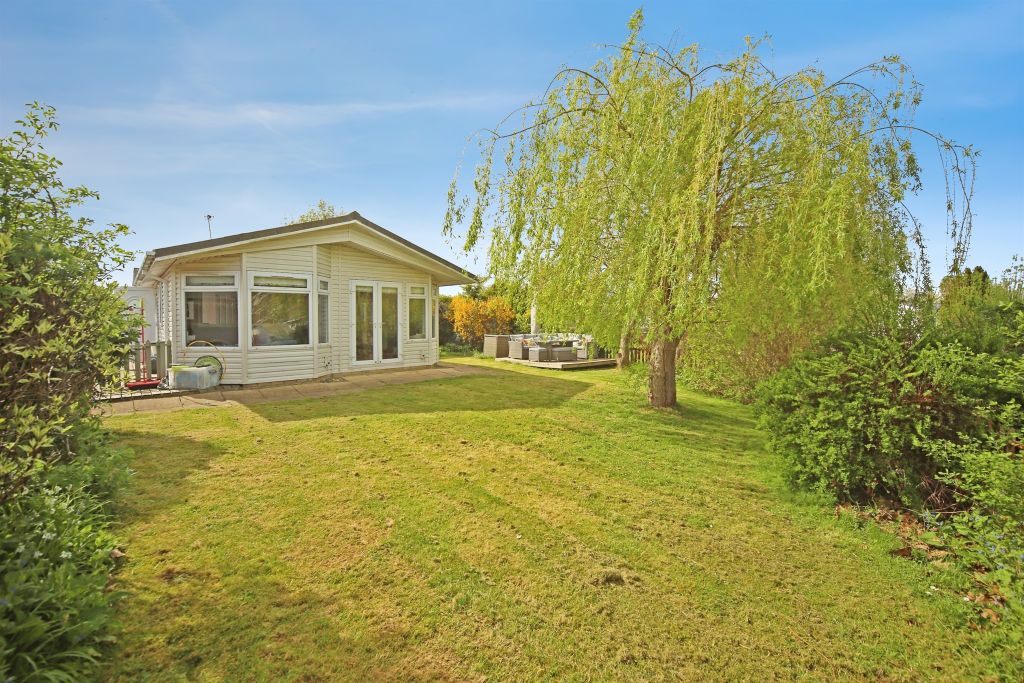 Property photo 3 of 21