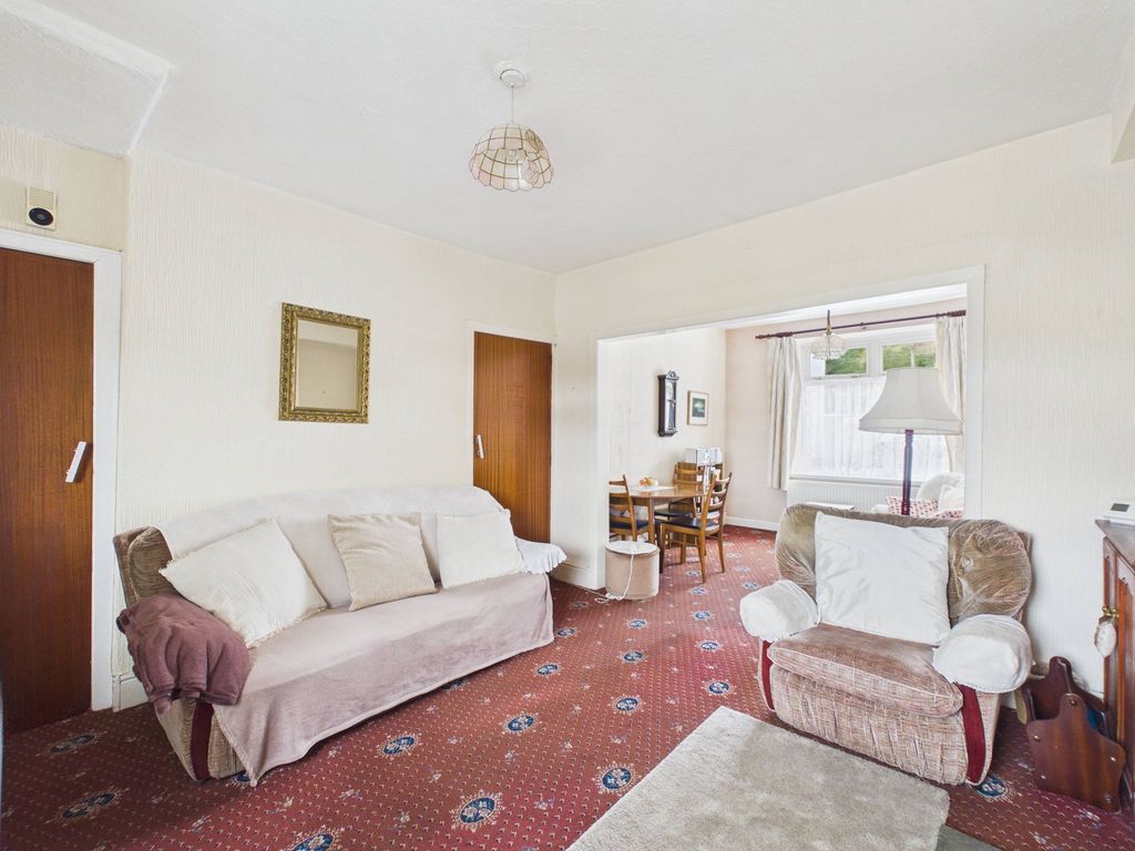 Property photo 2 of 26