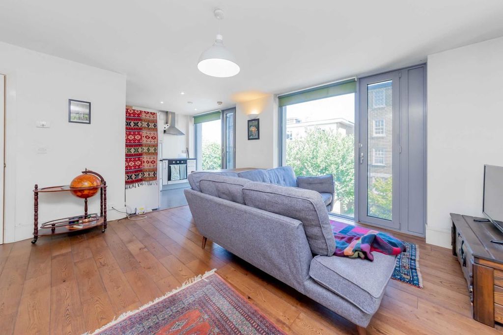 Property photo 2 of 5