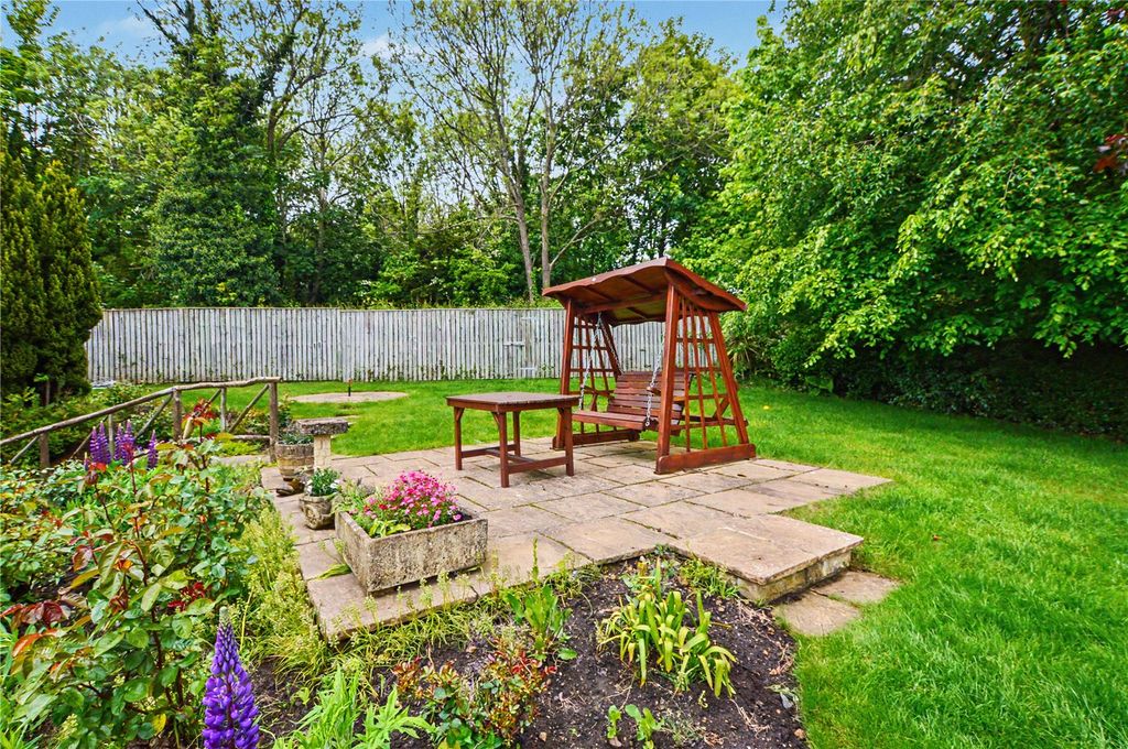 Property photo 1 of 22 Picture No. 27