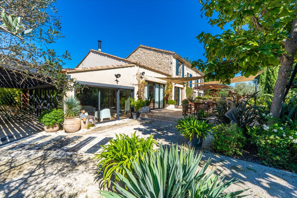 Property photo 3 of 20 Image