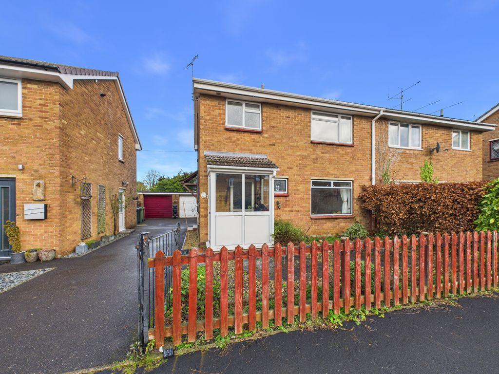 Property photo 1 of 14 Front