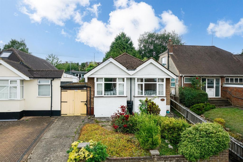 Property photo 1 of 29 107-Links-Way-2.Jpg