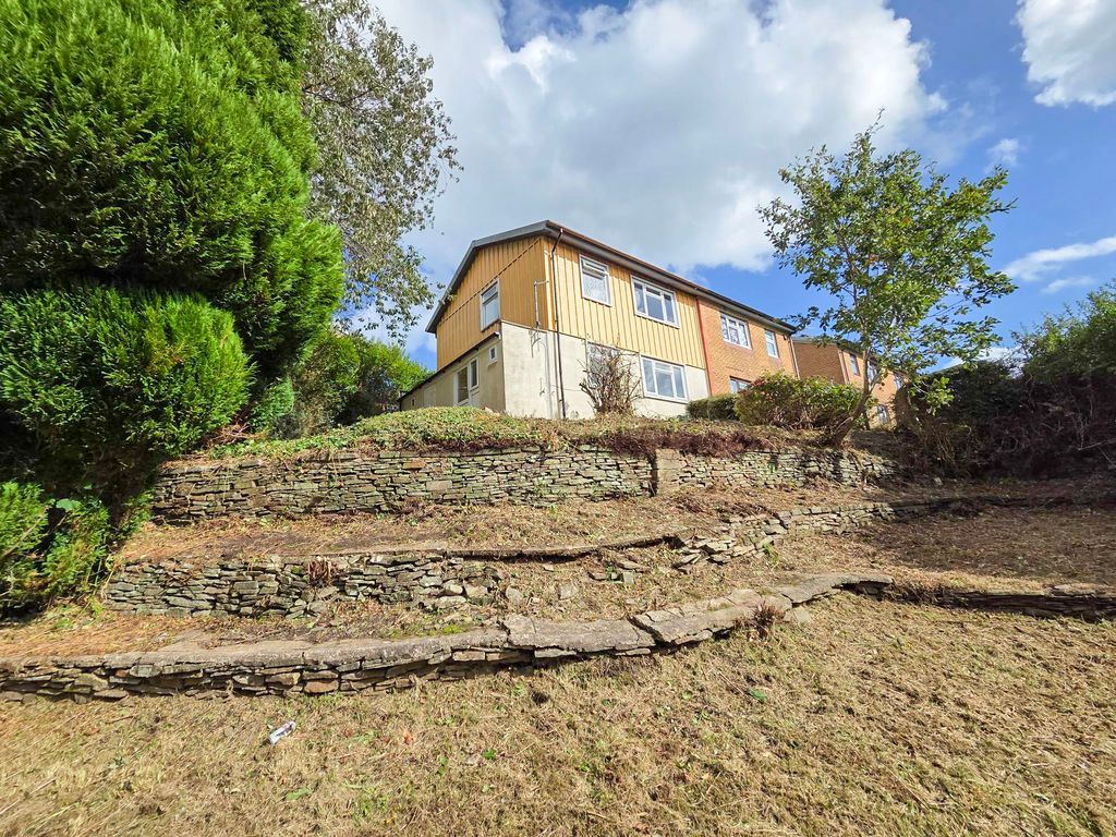 Property photo 3 of 32 Photo 25